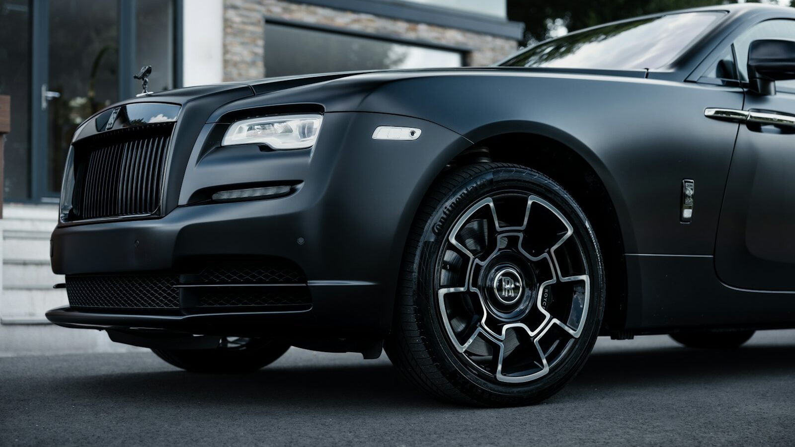 Wedding Car Rental in Malaysia: How to Choose the Perfect Bridal Car